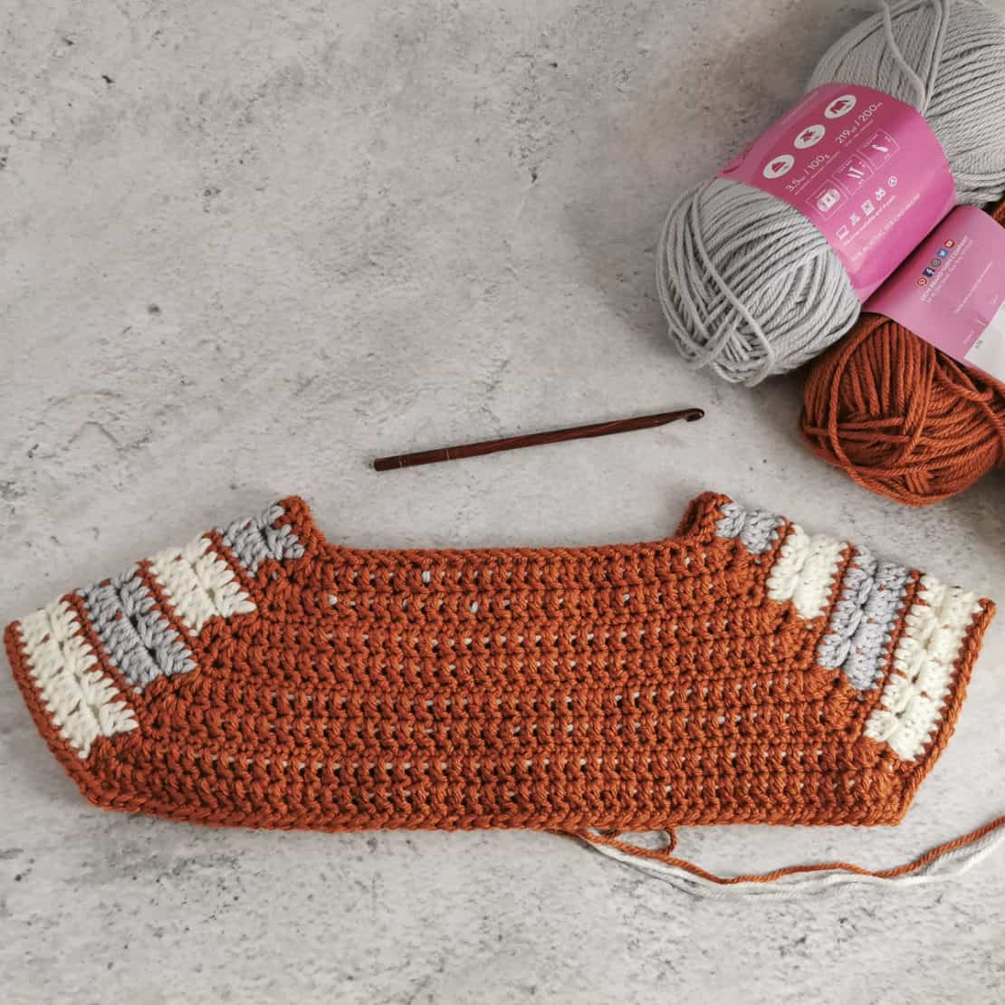 Verona Crochet Raglan Sleeve Knit