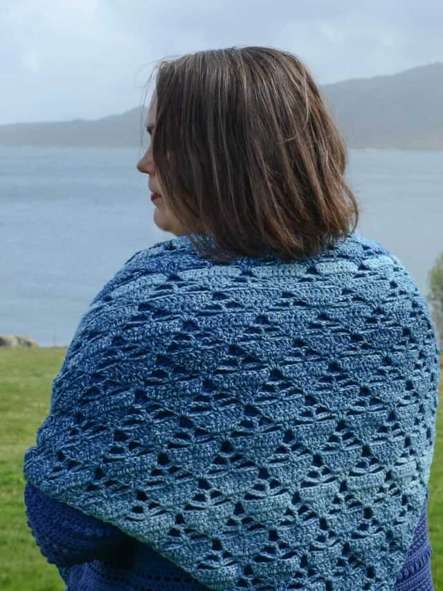cropped-Stacking-Triangles-Shawl-8.jpg