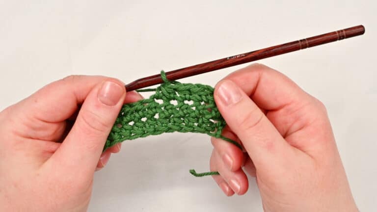 How To hdc2tog In Crochet - Half Double 2 Together - Easy
