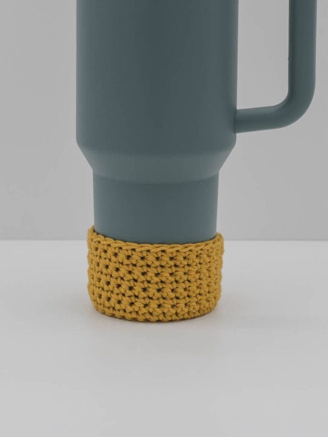 cropped-Simple-Crochet-Stanley-Quencher-Boot-2.jpg