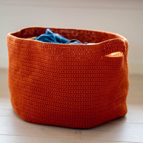 Free Crochet Laundry Basket pattern Easy Crochet Pattern