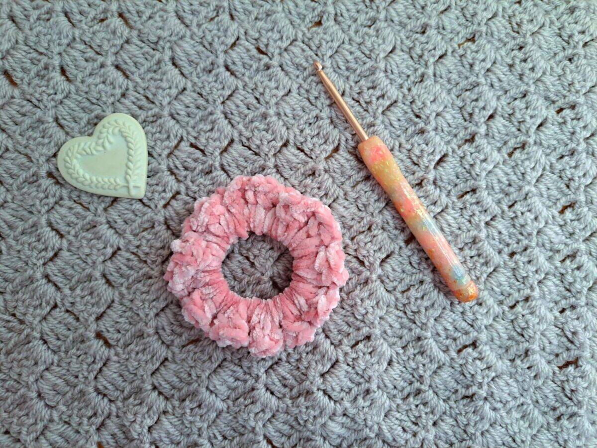 40+ Crochet Scrunchie Patterns