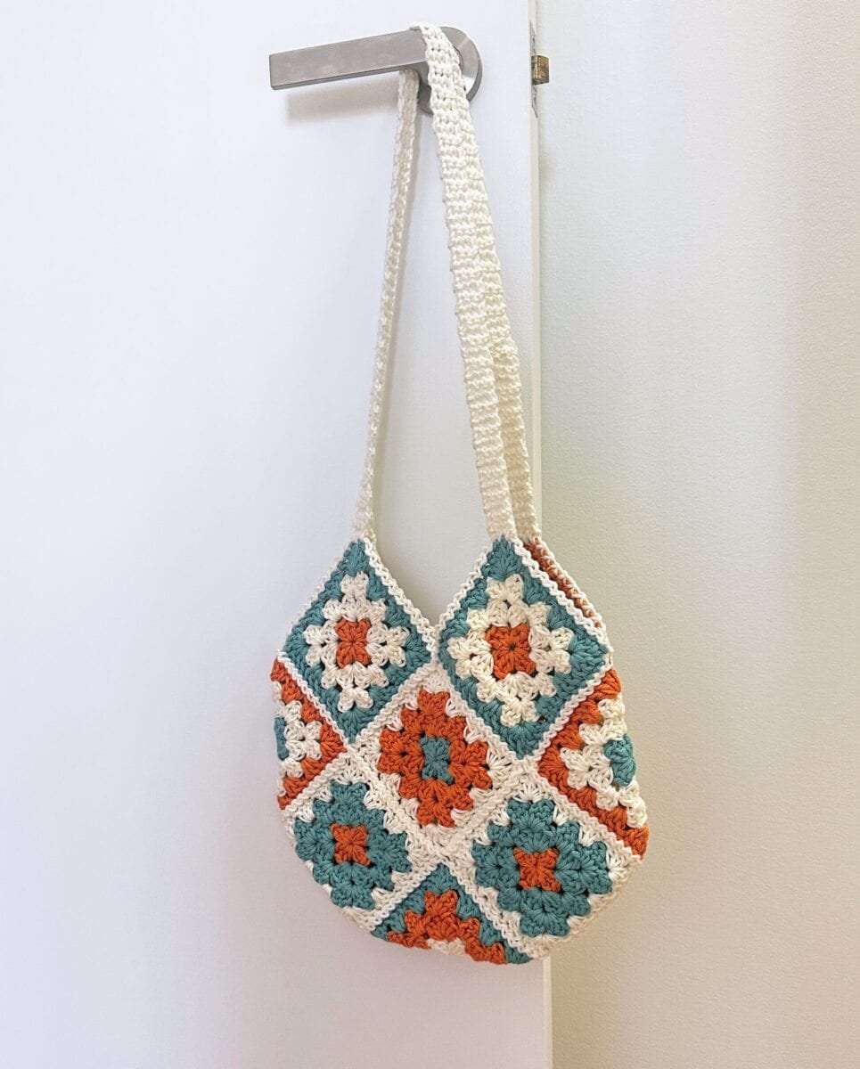 35+ Granny Square Bag Crochet Patterns