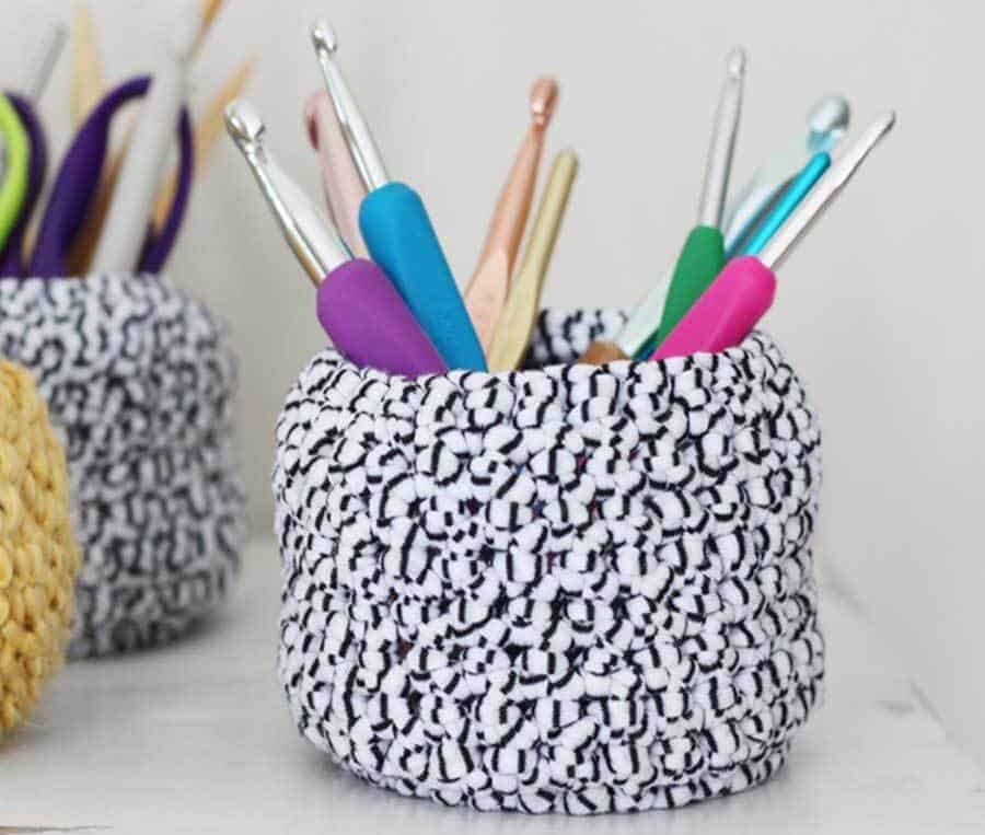 70+ Teacher Gift Crochet Patterns