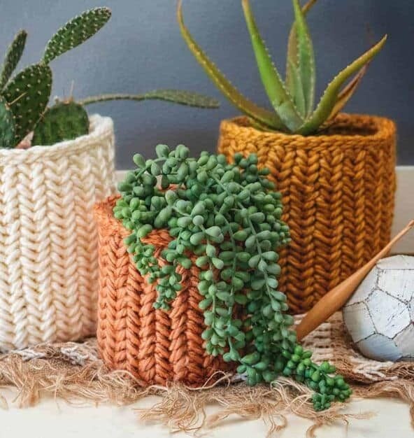 60+ Graduation gift crochet patterns