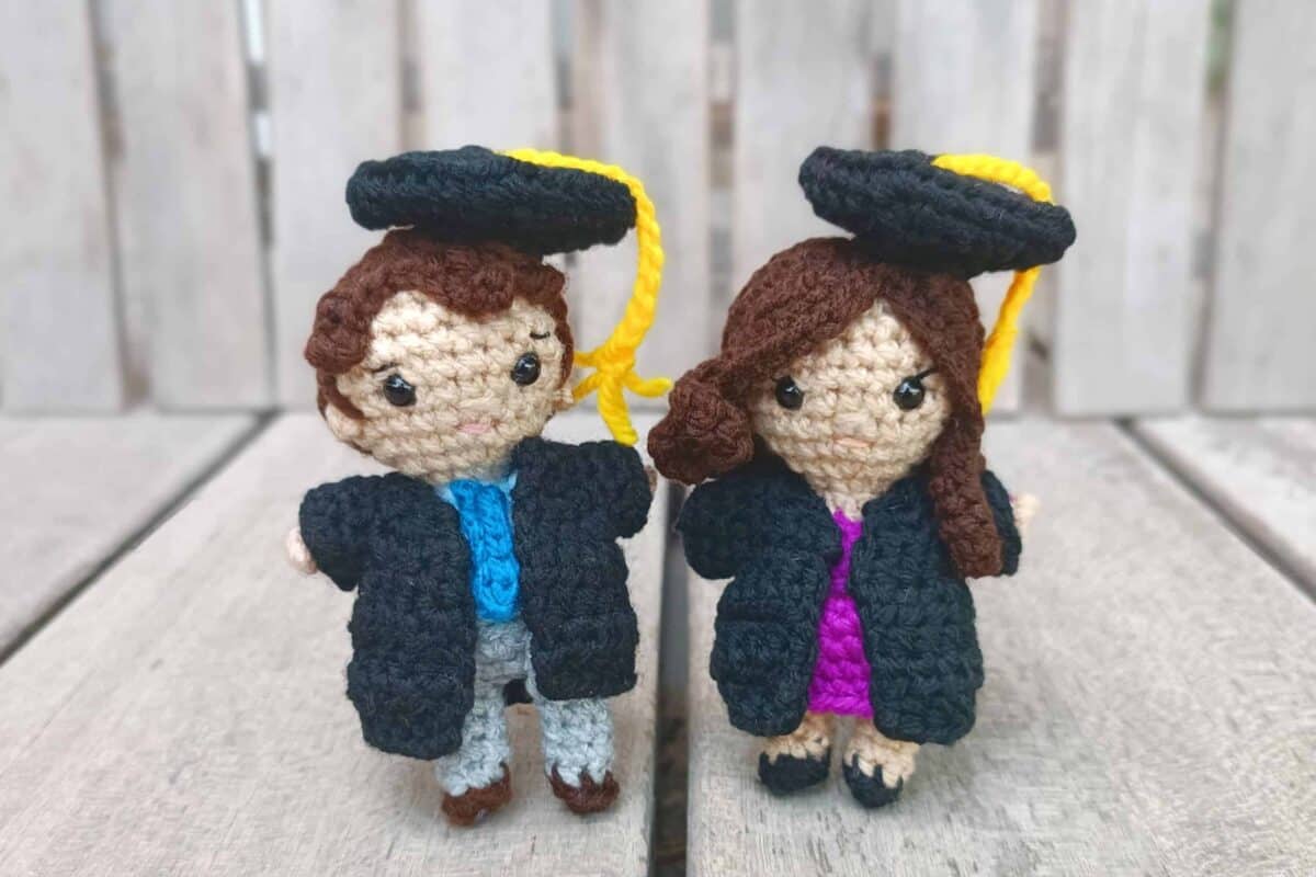 60+ Graduation gift crochet patterns
