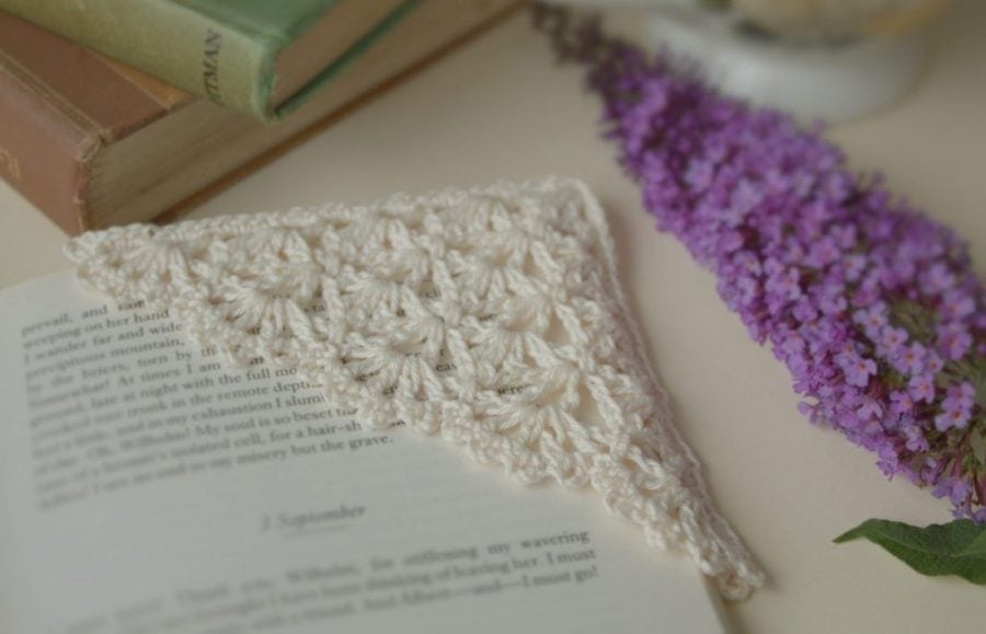 60+ Graduation gift crochet patterns