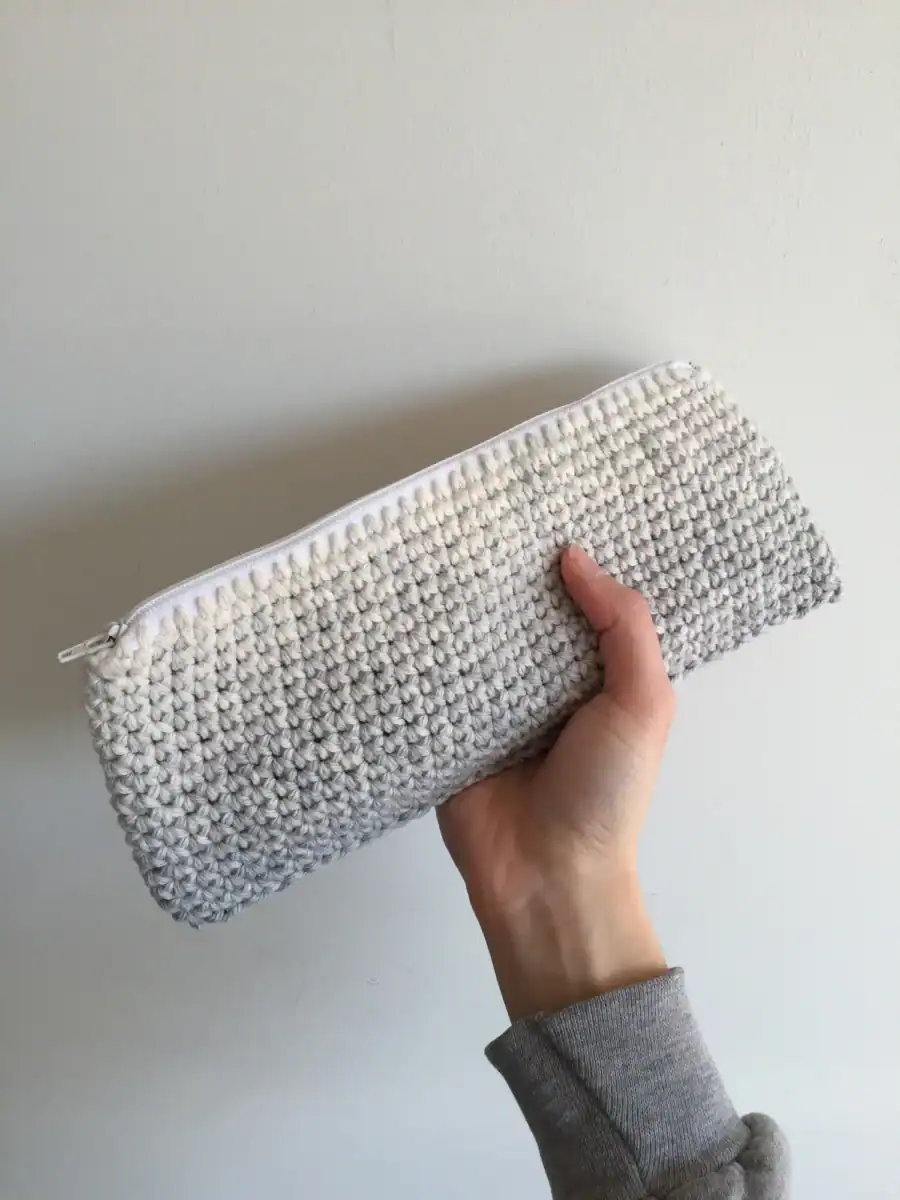 60+ Graduation gift crochet patterns