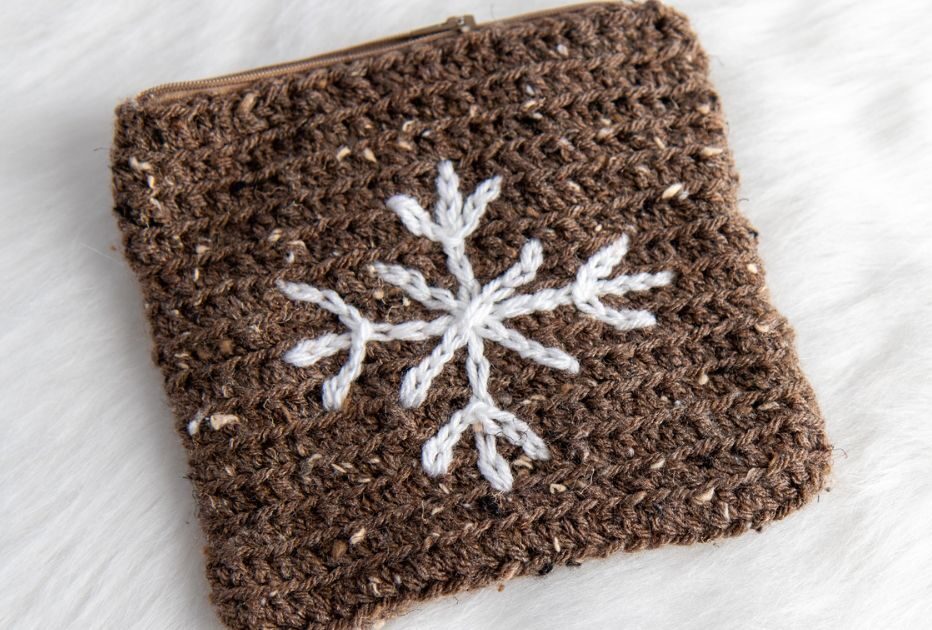 15+ Crochet Zipper Pouch Patterns