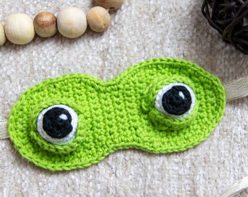 15+ Crochet Sleep Mask Patterns