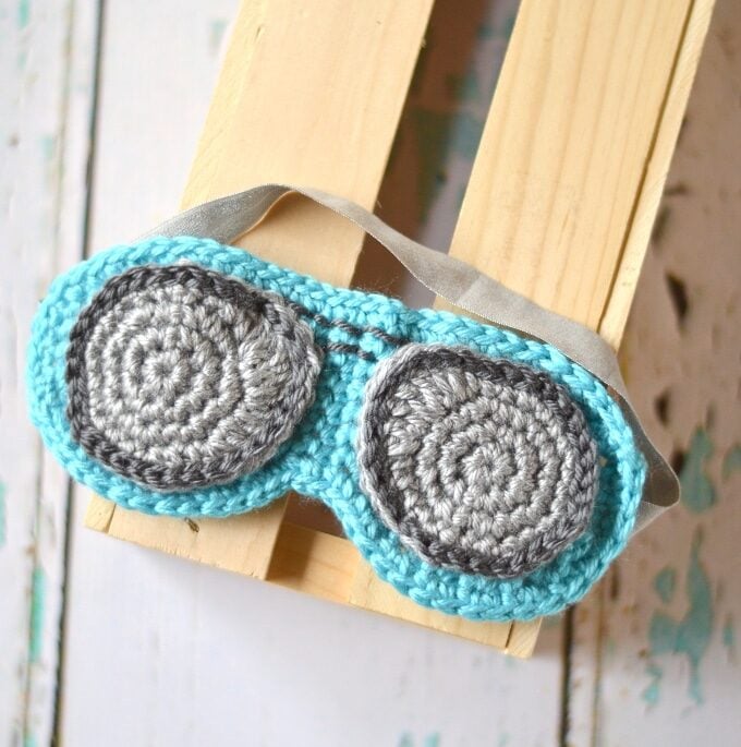 15+ Crochet Sleep Mask Patterns