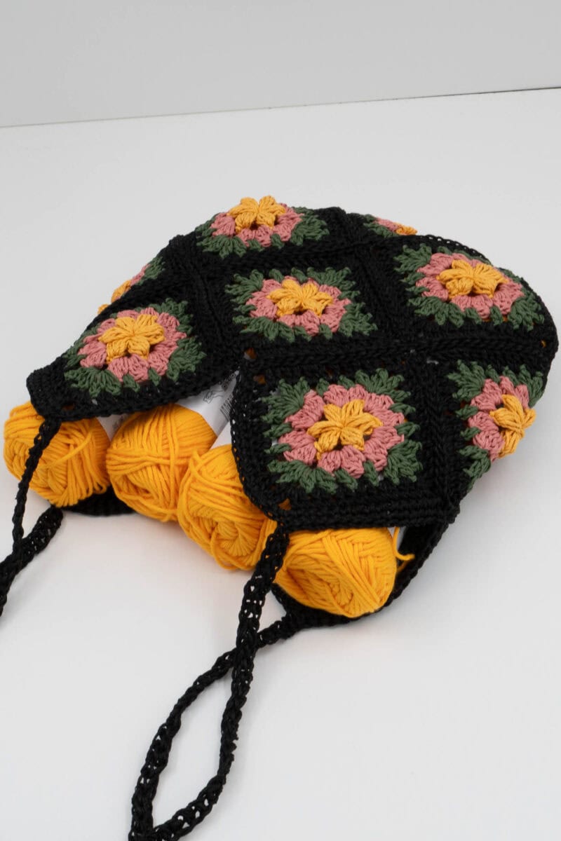 Bloom Granny Square Bag Crochet Pattern