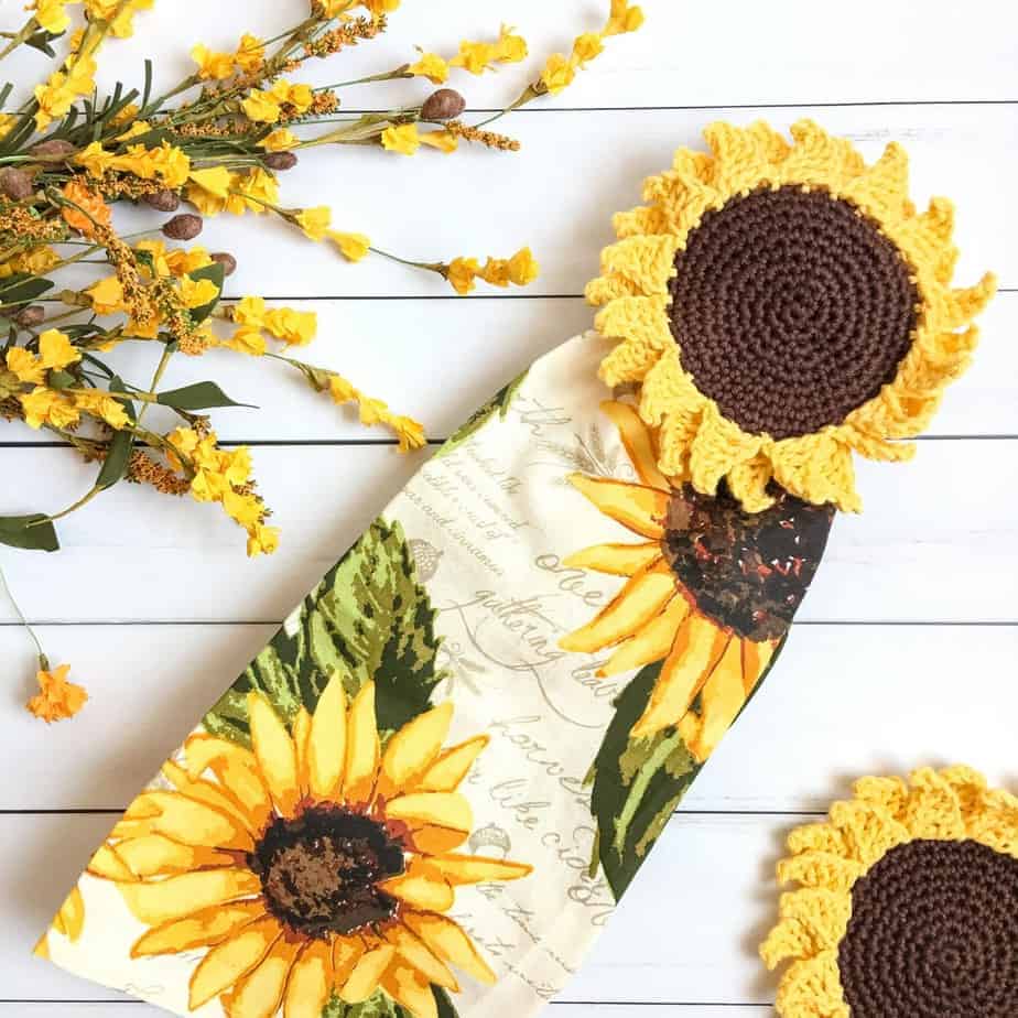15+ Crochet Towel Topper Patterns