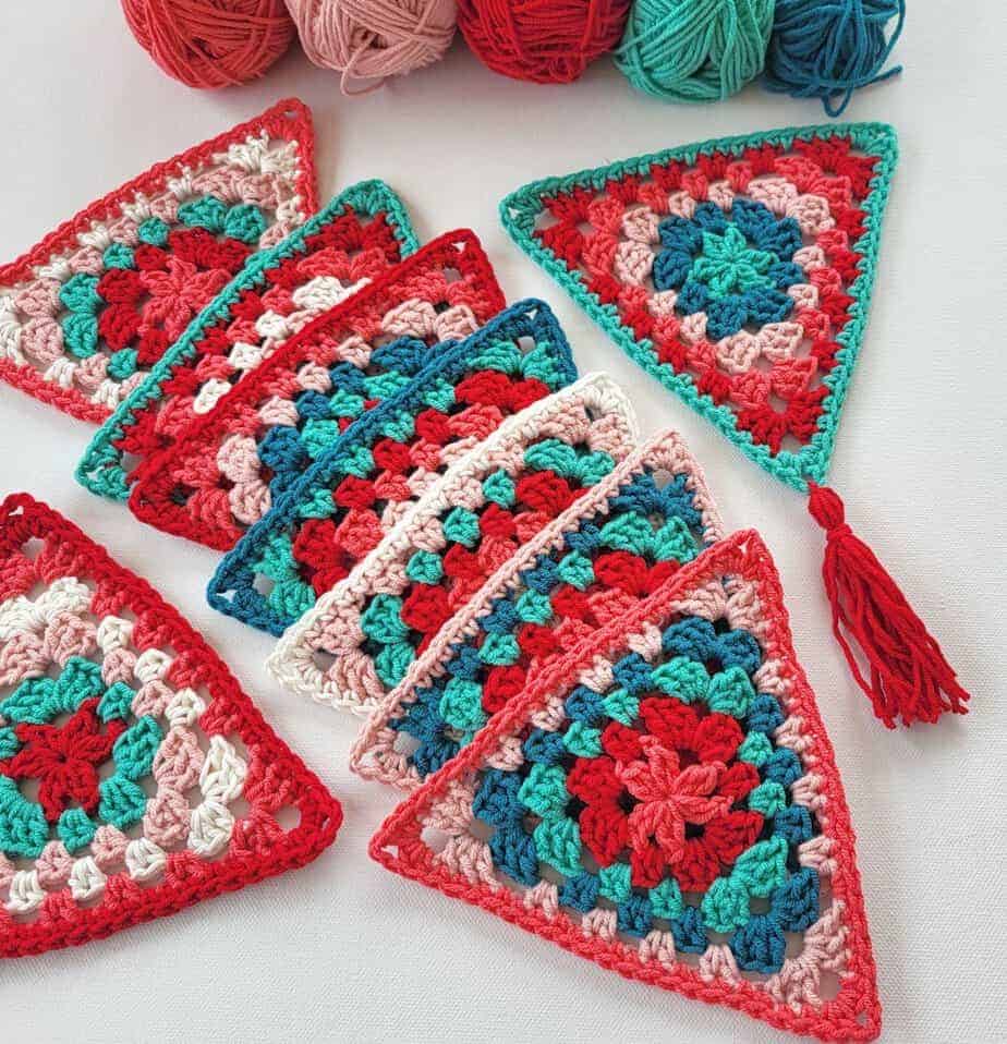 15+ Crochet Christmas Granny Squares